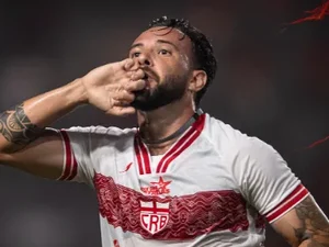 Virada heroica: CRB vence o Atlético-GO no Rei Pelé e se aproxima do G4