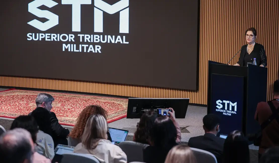 STM recebe pedido de perda de patente de Bolsonaro e mais 4 oficiais