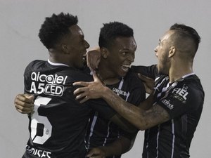 Brasileirão: Chapecoense 0 x 1 Corinthians - Tudo de volta ao normal no Timão