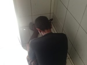 Homem é preso após furtar loja de departamento em shopping