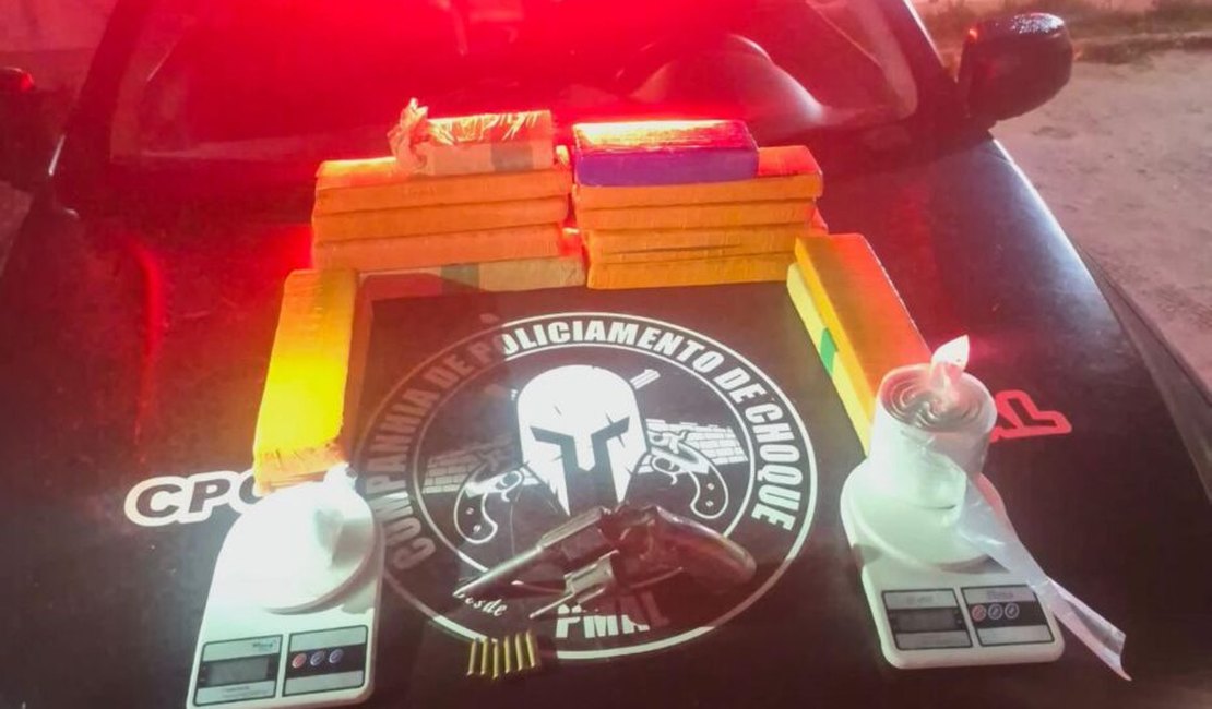 Homem é preso com 13 kg de maconha e arma de fogo no Tabuleiro do Martins