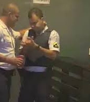 Vídeo: PMs são flagrados com sinais de embriaguez em bar no DF