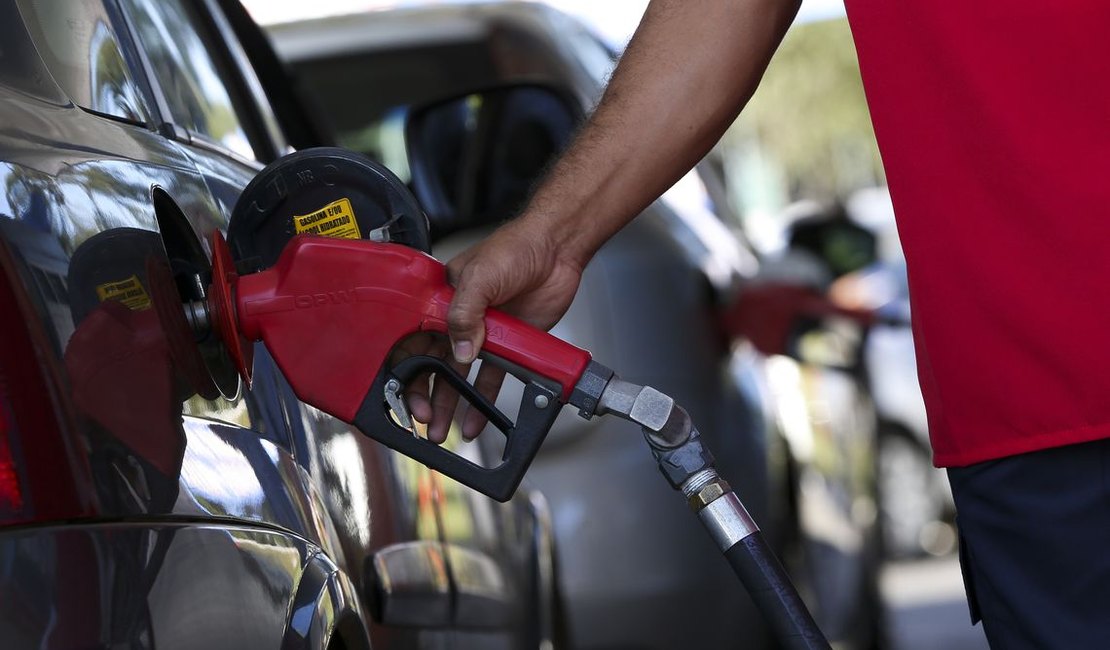 Preços de combustíveis seguem fluxos de aumentos em Maceió