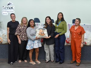 Prefeitura realiza a 2ª entrega de enxovais do projeto “Mãe Arapiraquense” de 2025