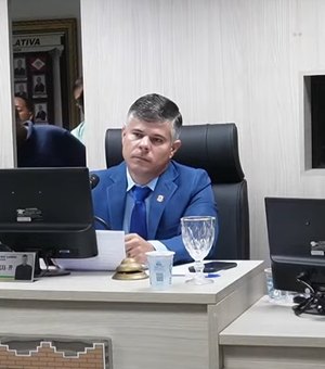 Presidente da Câmara de Rio Largo é acusado de acobertar articulação golpista e impor silêncio