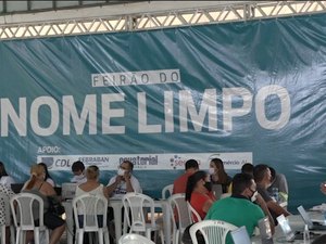 [Vídeo] Mais de 600 pessoas foram atendidas no primeiro dia do Feirão do Nome Limpo em Arapiraca