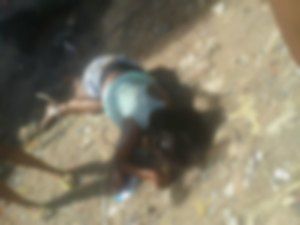 Vídeo: moradora de rua se joga da Ponte do Reginaldo