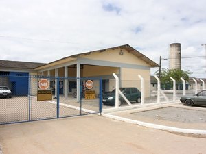 Militares custodiados no Sistema Prisional de Alagoas estão comendo biscoito