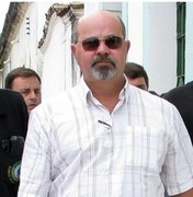 Rogério Farias, suspeito de improbidade administrativa, é reconduzido a Prefeitura da Barra de Santo Antônio