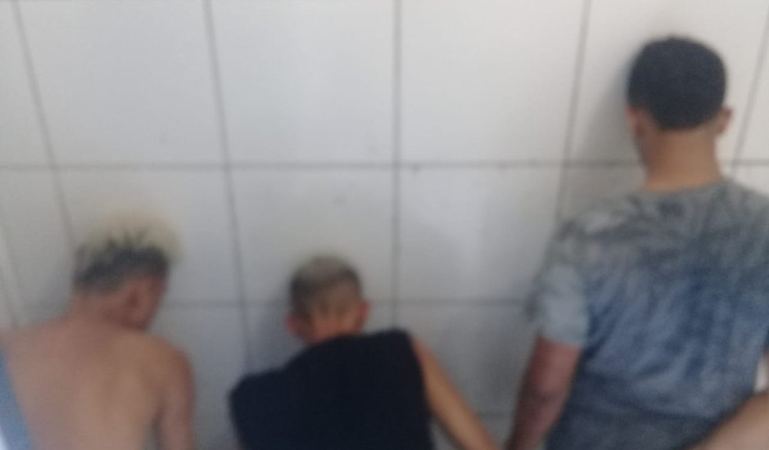 Grupo é preso acusado de cometer roubos em região do Benedito Bentes