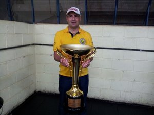 Ex-volante do ASA consegue sucesso como treinador