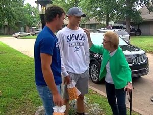 Idosa de 90 anos é salva em incêndio por quatro adolescentes