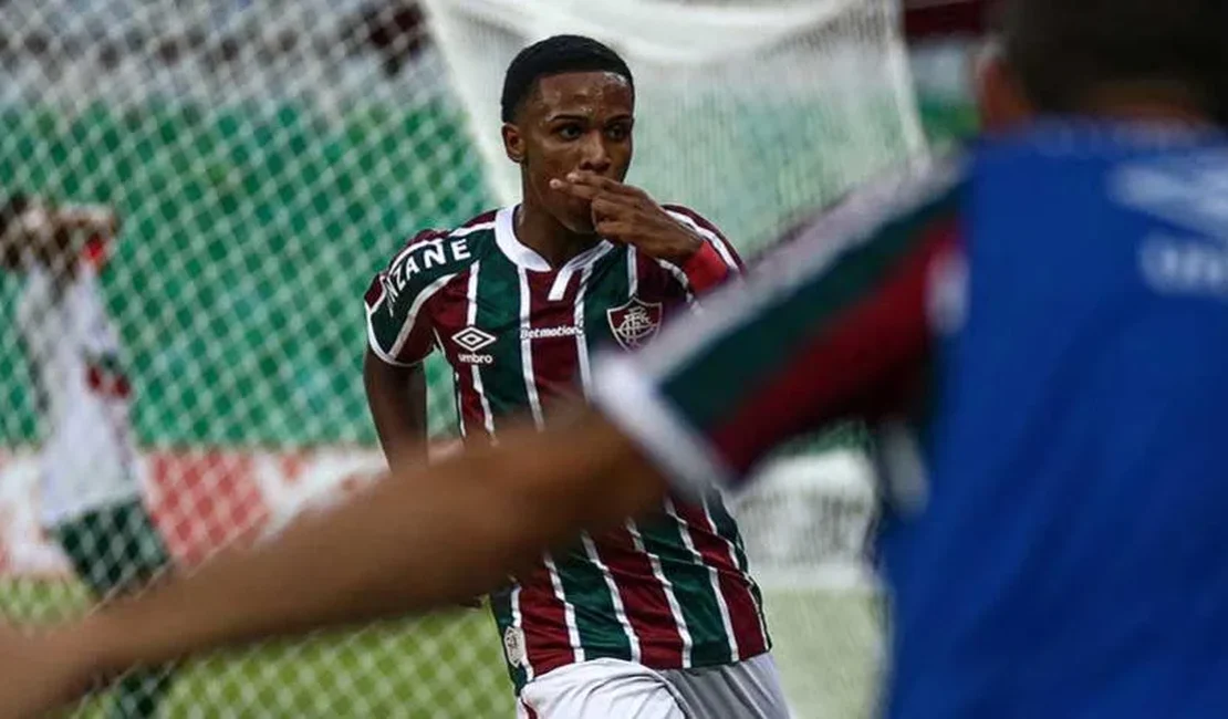 Kayky decide, Fluminense vence a Portuguesa e fará a final do Carioca contra o Flamengo