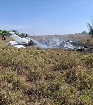 Avião de pequeno porte cai em região isolada de MT e deixa três mortos
