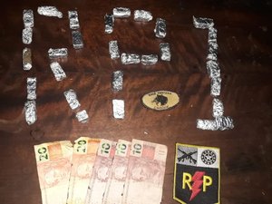 Suspeito de tráfico é preso e drogas são apreendidas em ação policial