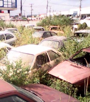 SMTT orienta população sobre recolhimento de veículos abandonados