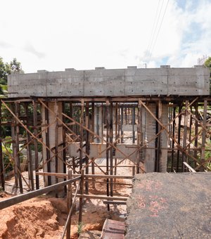 Construção de nova ponte entre Santa Lúcia e Antares avança com 65% da obra concluída