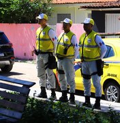 Turista é assaltado e pressionado a transferir R$ 6 mil para conta de criminosos na Pajuçara