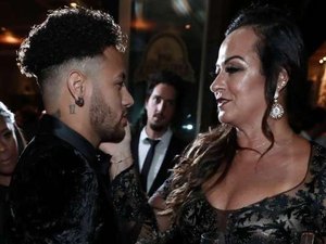 Mãe de Neymar pede que filho perdoe mulher que o acusa de estupro