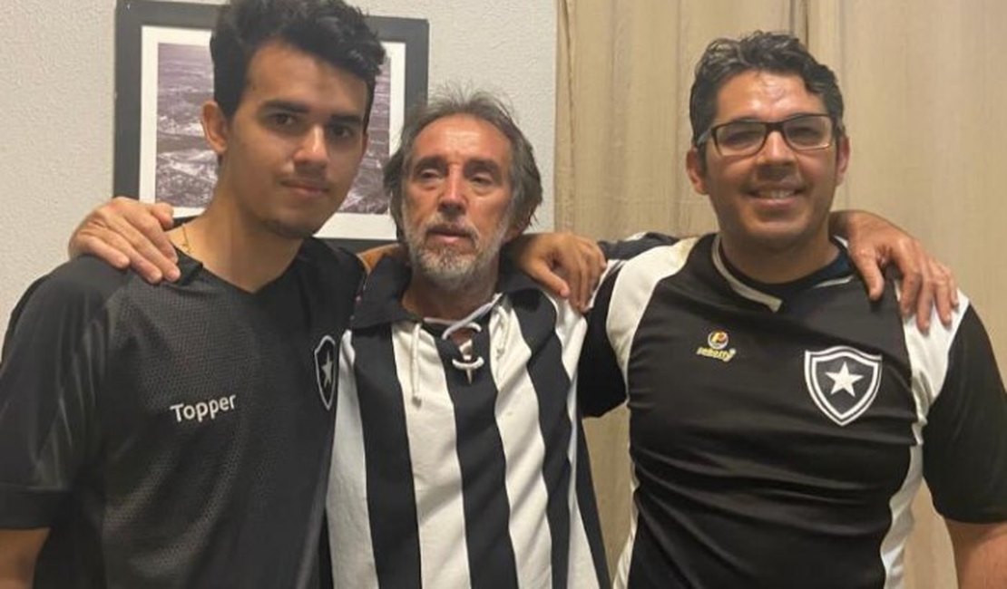 Arapiraquense apaixonado pelo Botafogo vai de carro para o RJ assistir aos jogos do Glorioso pelo Carioca