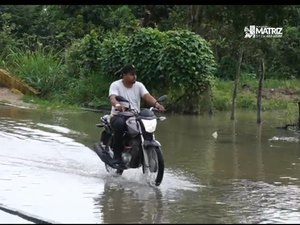 [Vídeo]  Transbordamento do rio Camaragibe diminui de forma gradativa