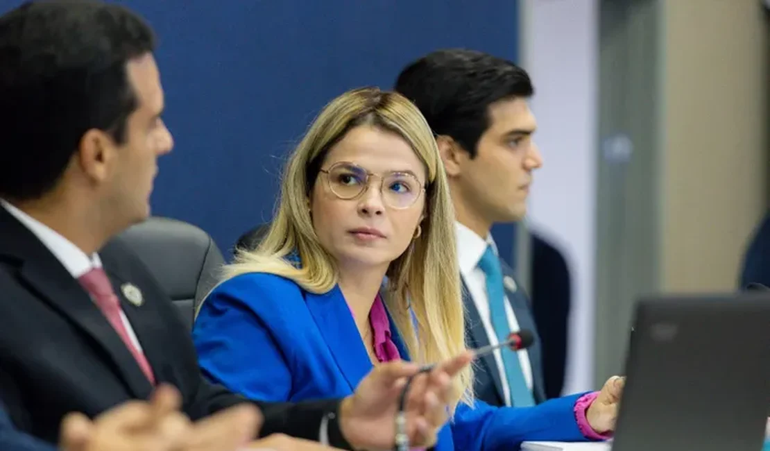 Gaby Ronalsa será anunciada como vice de Rafael Brito neste domingo (4)