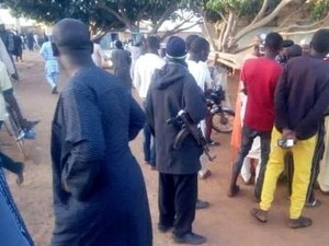 Ataque armado a colégio interno na Nigéria deixa centenas de meninos desaparecidos