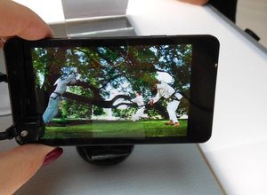 Smartphone 3D sem óculos da LG chegará ao Brasil por R$ 1.900