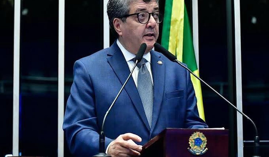 Fernando Farias compõe comissão que vai aos EUA negociar taxação de Trump