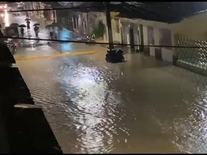 Ruas e casas de Campestre são invadidas pelas águas