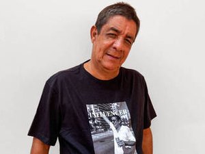 Internado com covid-19, Zeca Pagodinho tem melhora clínica