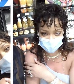 Rihanna volta para Barbados e surpreende fã em posto de gasolina