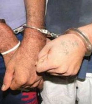 Polícia prende tio e sobrinho acusados de homicídio em Jundiá