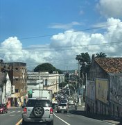 Falha em semáforo dificulta trânsito na Ladeira dos Martírios, em Maceió