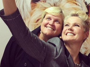 Morre aos 67 anos irmã de Xuxa, vítima de embolia pulmonar