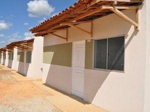 Seinfra demarcará terreno de casas destinadas à comunidade Portelinha