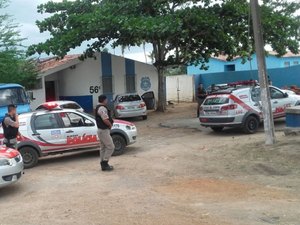 Menores são apreendidos com papelotes de maconha