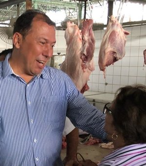 Fabiano Leão visita Mercado de Arapiraca ao lado do pré-candidato Breno Albuquerque