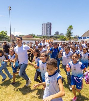 JHC entrega Gigantão, um marco na história do esporte e educação em Alagoas
