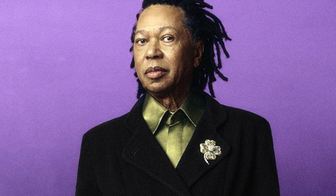 Alagoano, cantor Djavan é eleito o homem mais elegante do Brasil; veja ranking