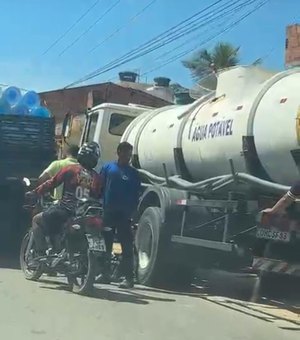 Acidente de trânsito deixa motociclista ferido na AL-101 Norte em Maragogi