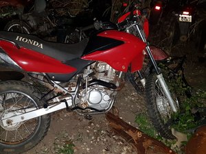 Suspeito tenta vender moto roubada mas é preso em flagrante