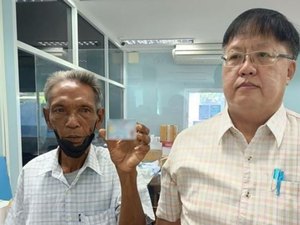 Tailandês que foi considerado 'morto' por 25 anos consegue provar que está vivo