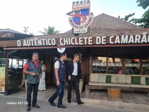 Ministério Público, Sedet e Secretaria de Convívio Urbano fiscalizam barracas na praia da Pajuçara