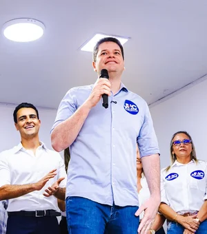 Davi Filho ignora aliança do Republicanos com Renan Filho e sela apoio a JHC