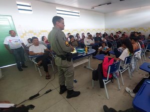 Forças policiais intensificam ações e visitas a escolas em todo o estado