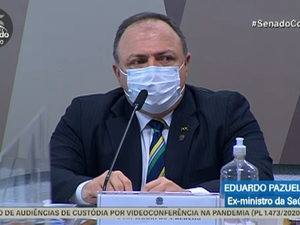 Cláusulas da Pfizer “eram assustadoras, na época” justifica Pazuello à Calheiros