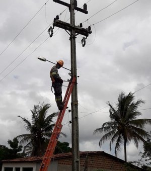 Superintendência de Iluminação Pública realiza manutenção em bairros e povoados de Penedo