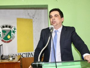 Vereador convoca secretário responsável por limpeza urbana para esclarecimentos