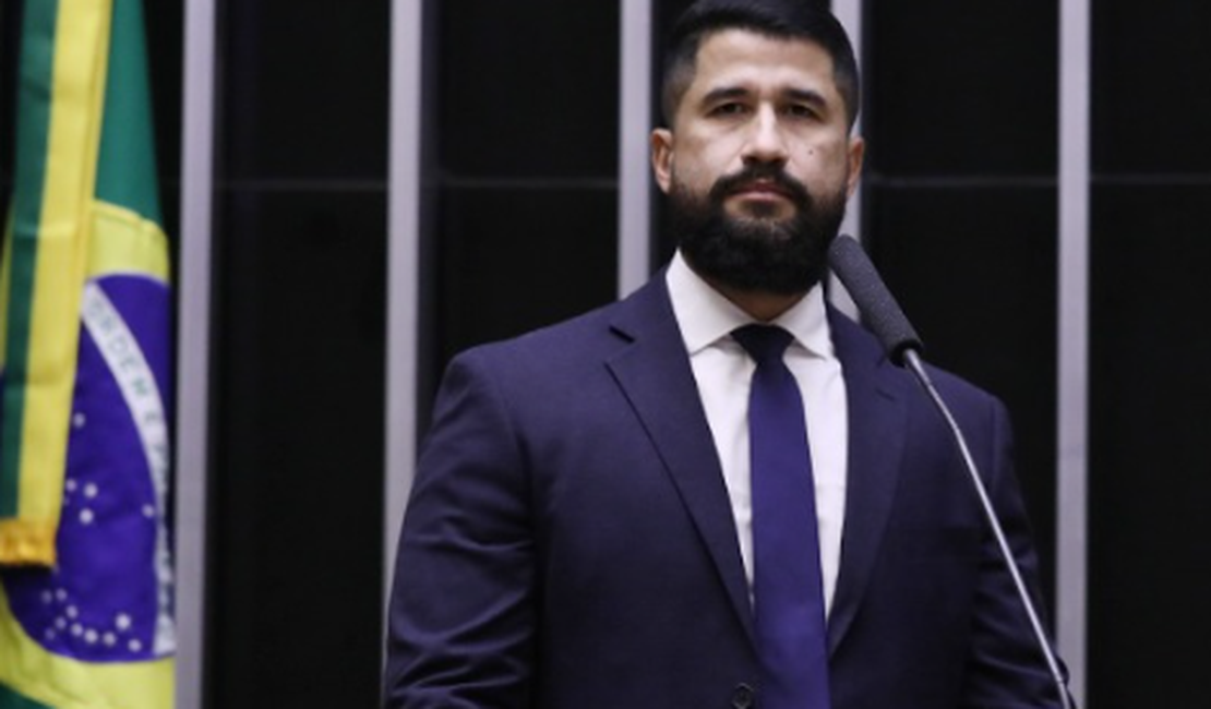 Deputado Fabio Costa denuncia novo favorecimento ao 'Major da Mala'